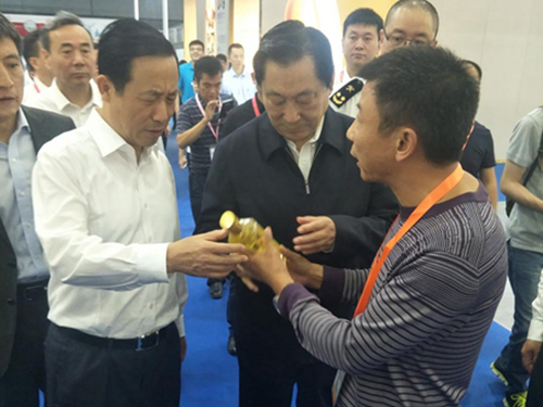 九洲国际,油茶莳植生产加工销售,植物油莳植生产加工销售