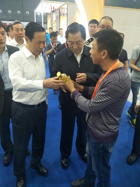 九洲国际,油茶莳植生产加工销售,植物油莳植生产加工销售